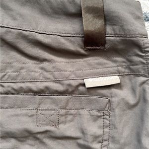 Columbia 6 pockets shorts women, size 10